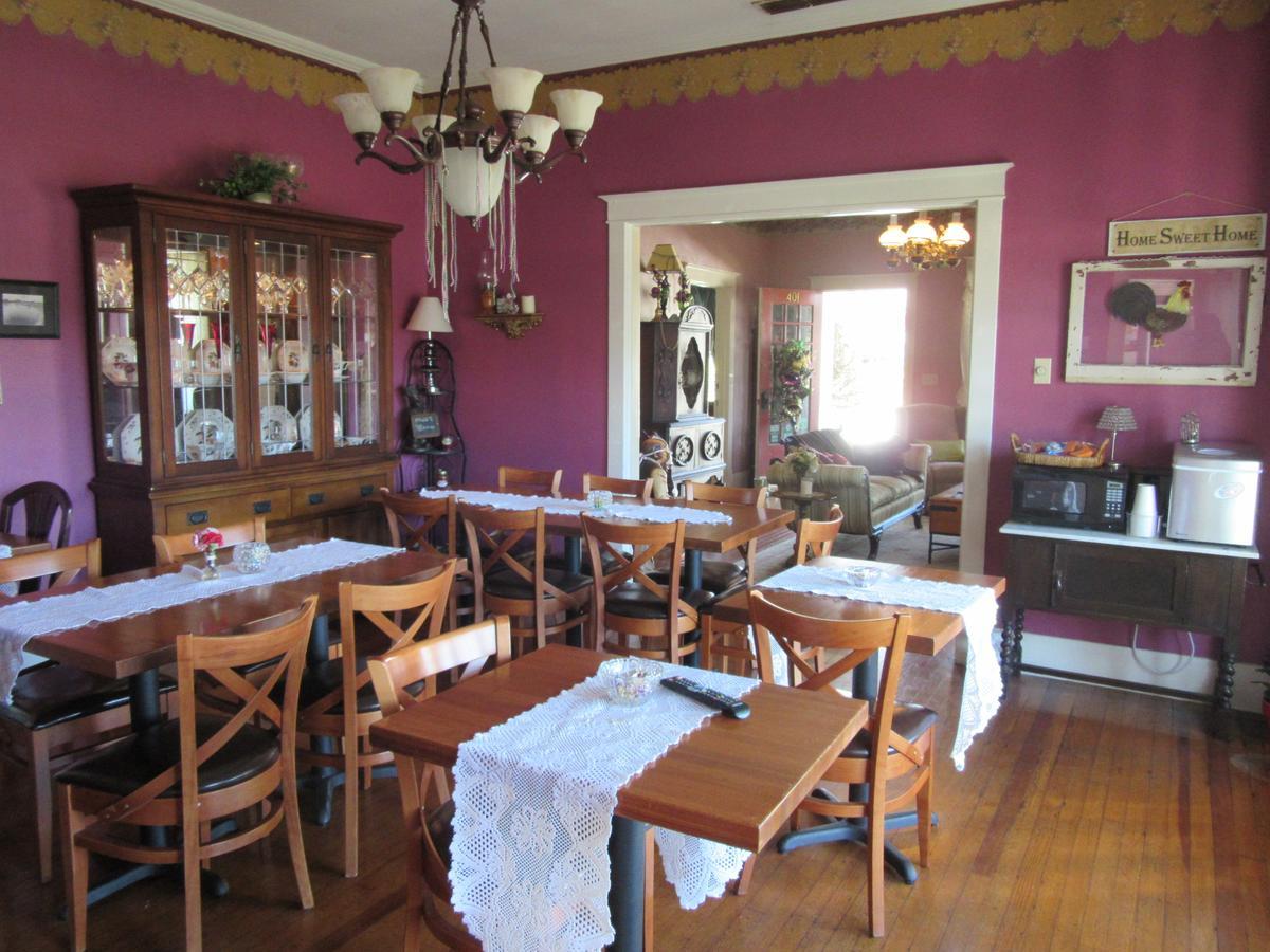 The Carriage House Bed & Breakfast Jefferson Exterior photo